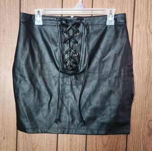 NWT Black Lace-Up Faux Leather Skirt Size L
